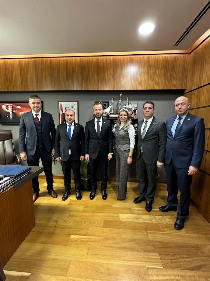 Türk Eczacıları Birliği’nden Eczacı Milletvekillerine Ziyaret