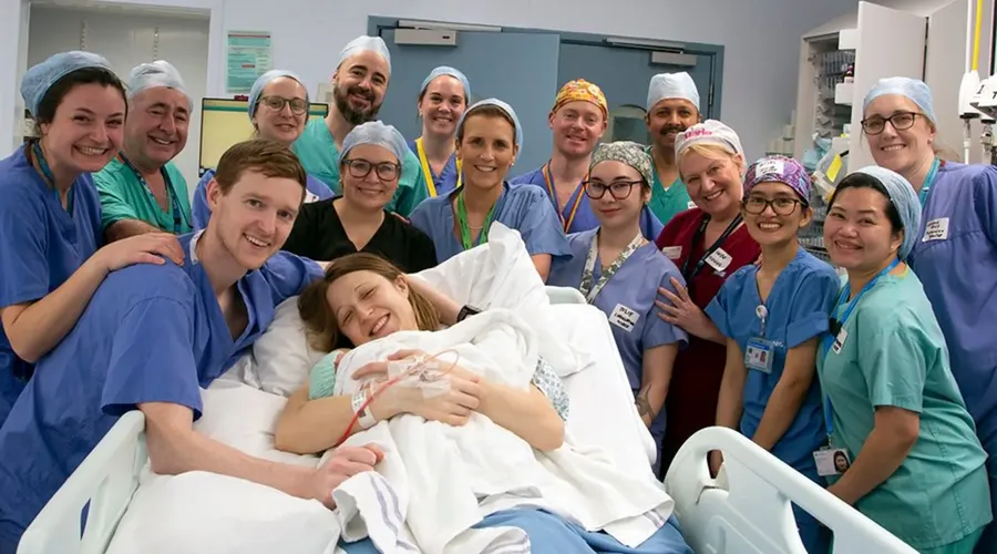 İngiltere'de Rahim Nakli İle İlk Doğum Gerçekleşti!