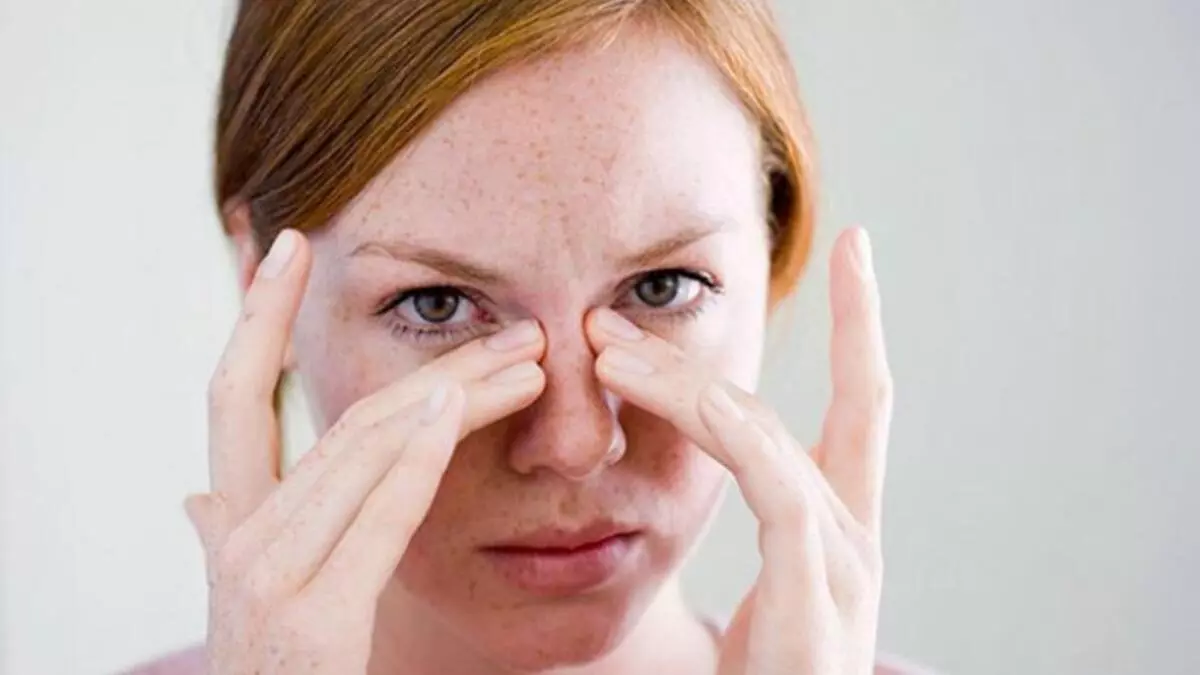 Burun Tıkanıklığı Ciddi Sağlık Sorunlarına Yol Açabilir!