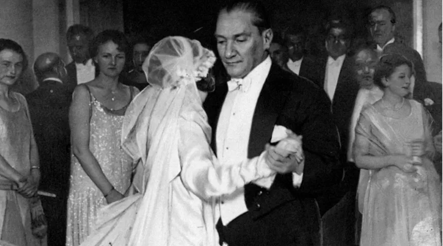 Ankara Eczacıları Cumhuriyet Balosunda Bir Araya Gelecek