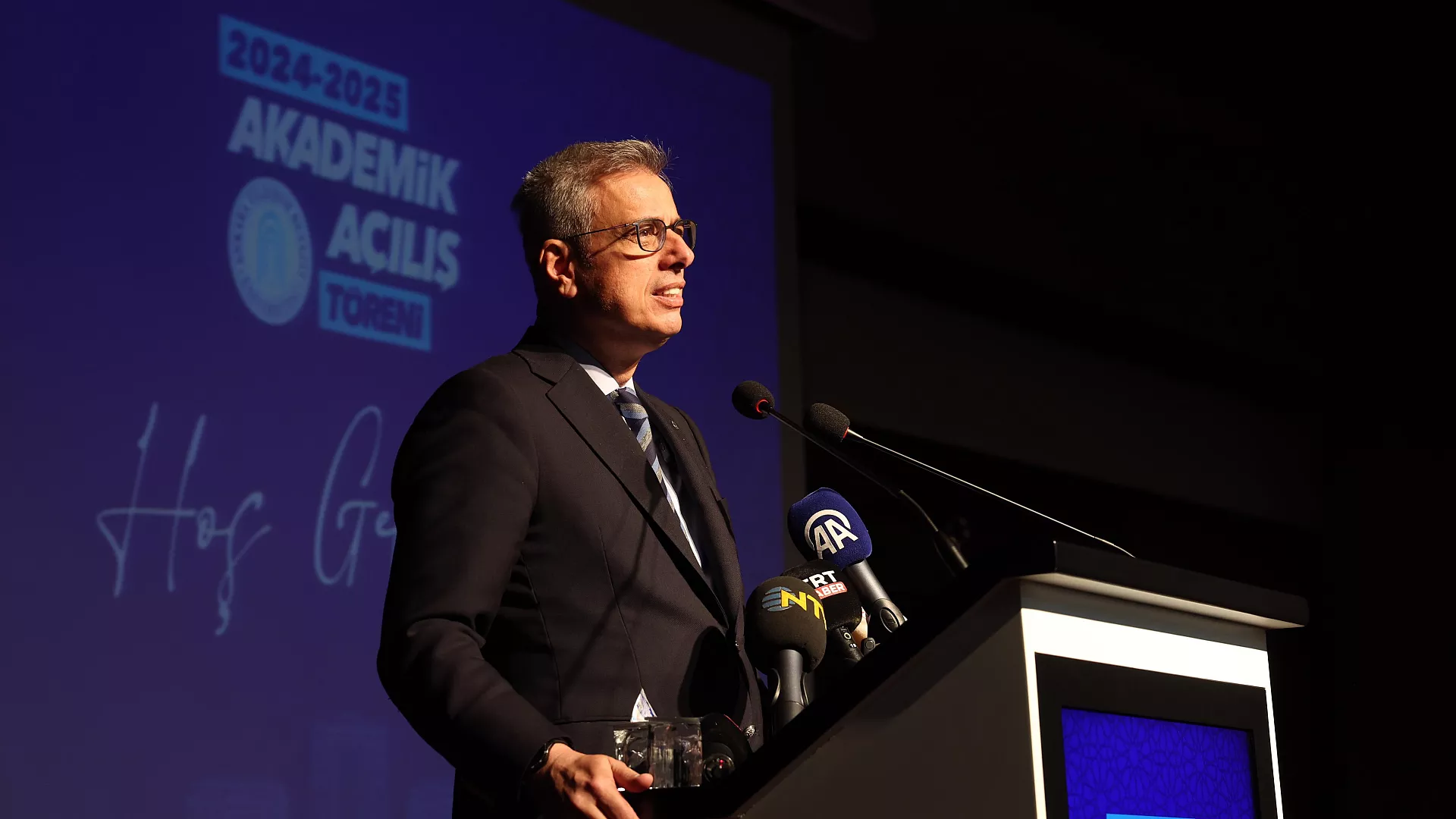 Sağlık Bakanı Kemal Memişoğlu "Yenidoğan Çetesi"yle İlgili Açıklamalarda Bulundu