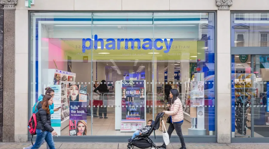 İngiltere’de Eczanede Tedavi Dönemi Başladı!