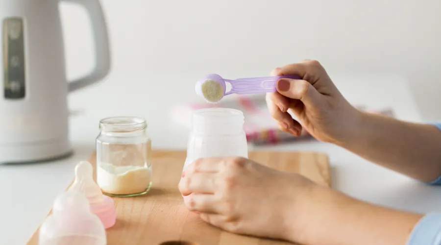 Bebek Mamalarında Yeni Dönem: Protein İçeriği ve İşleme Şartları Yeniden Tanımlandı