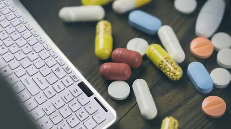 İnternetten Satılan İlaç Sorunu Bitmek Bilmiyor