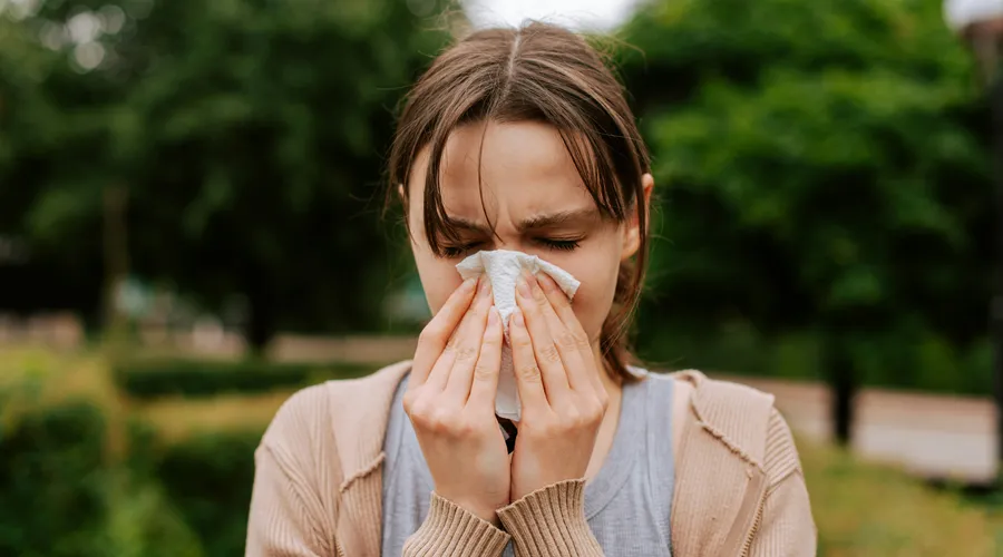 Mevsimsel Alerjiler: Nedenleri, Teşhis, Tedavi ve Korunma Yolları