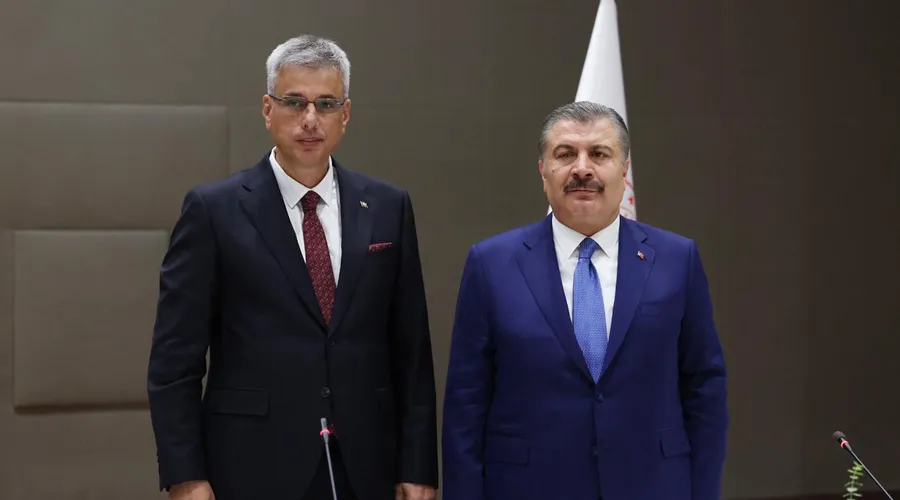 Sağlıkta Yeni Dönem: Prof. Dr. Kemal Memişoğlu Görevi Devraldı!