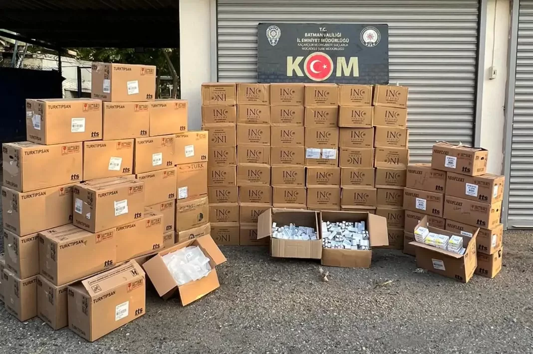 Reçetesiz ve Faturasız 13 bin 449 İlaç Ele Geçirildi
