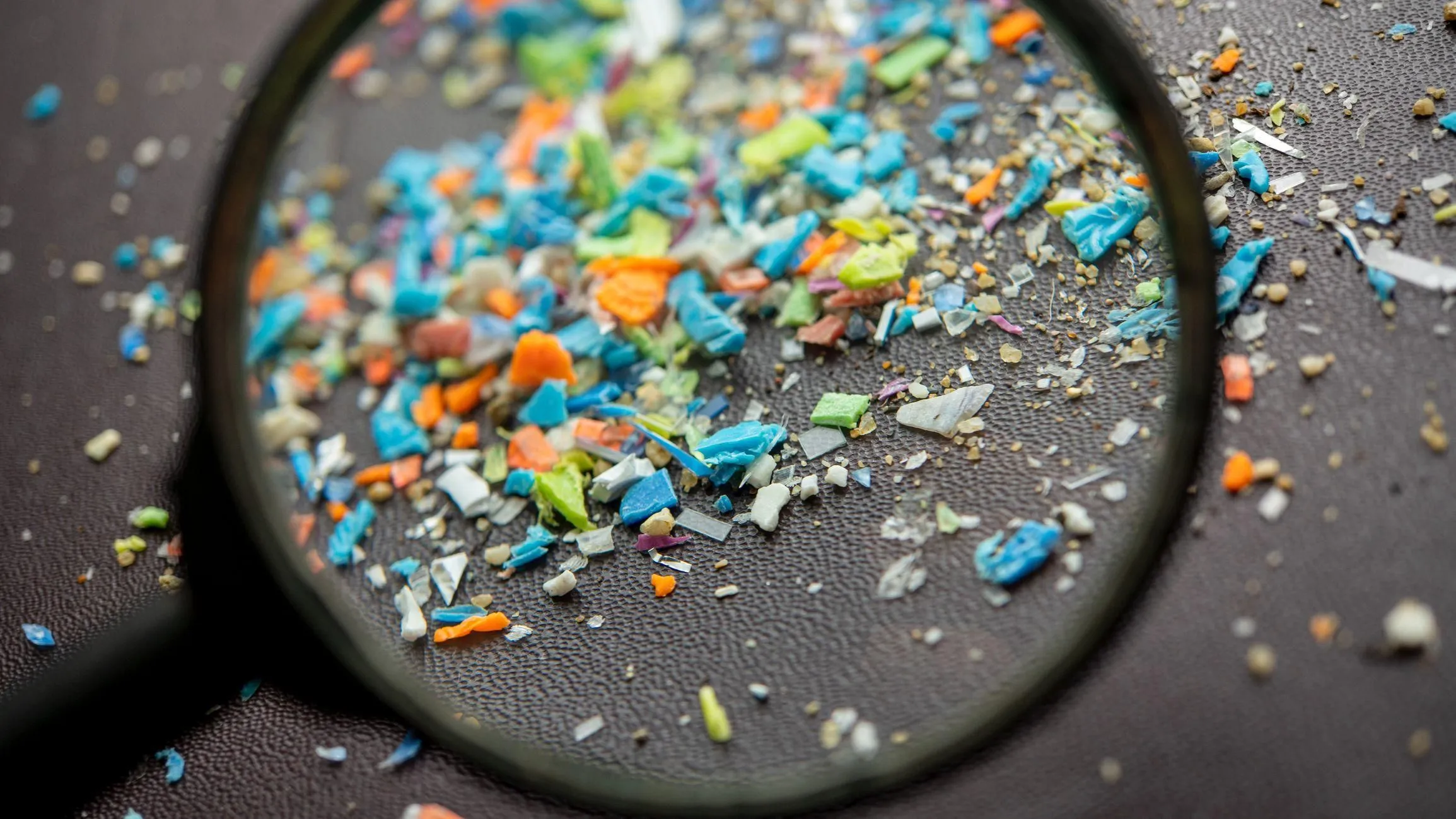 AB Ülkelerinde Mikroplastik İçeren Ürün Yasağı Başladı
